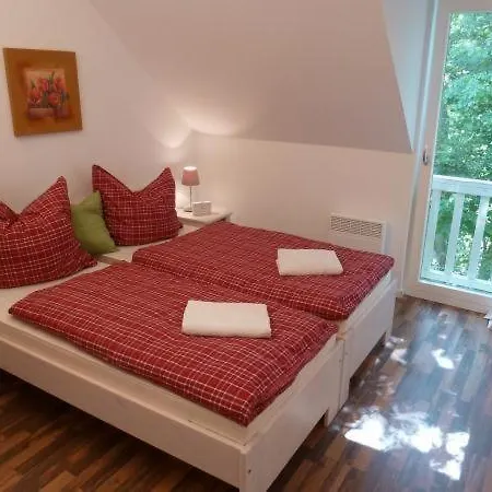 Fewo-4-3-ferienwohnung-in-graal-mueritz 格拉尔-米里茨